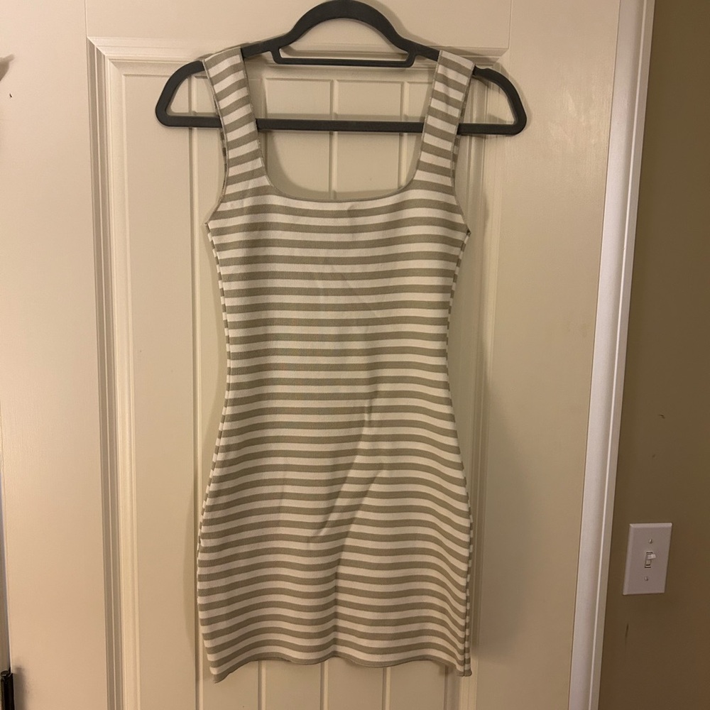 Very flattering Zara mini dress size S
